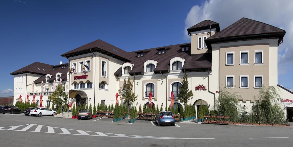 Hanul Domnesc Otel Braşov Dış mekan fotoğraf